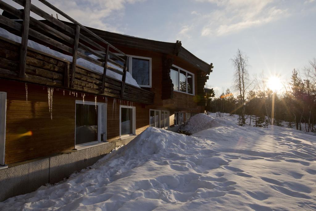 Davvi Arctic Lodge Kaaresuvanto Exterior foto